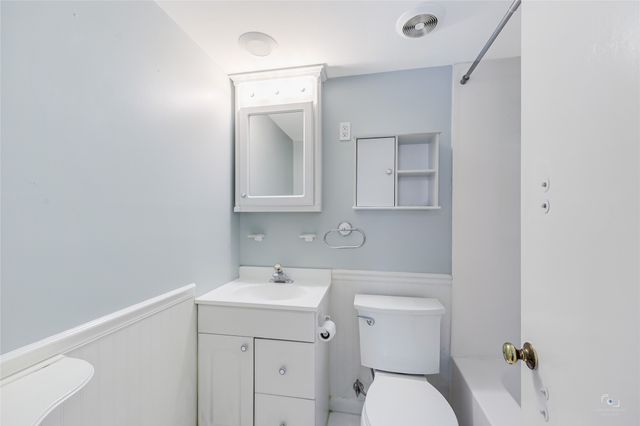 8033 Pinewood Drive, Benbrook, TX 76116
