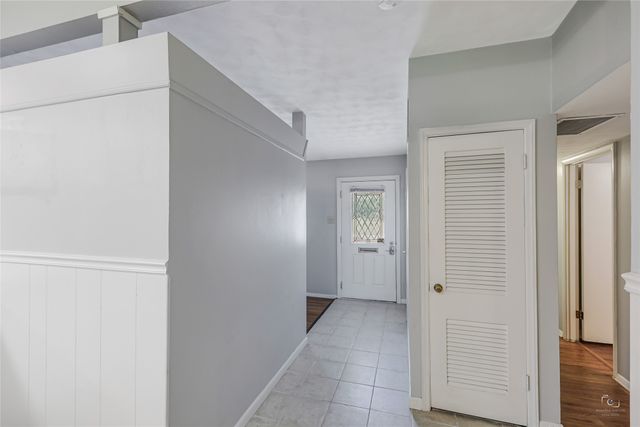 8033 Pinewood Drive, Benbrook, TX 76116