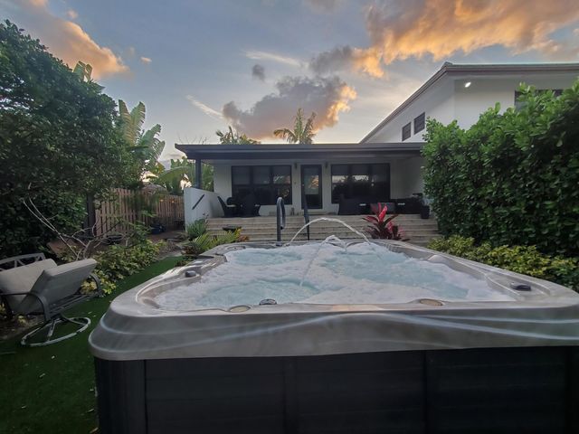 2009 SE 24 Avenue, Fort Lauderdale, FL 33316