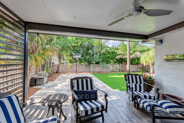 2009 SE 24 Avenue, Fort Lauderdale, FL 33316