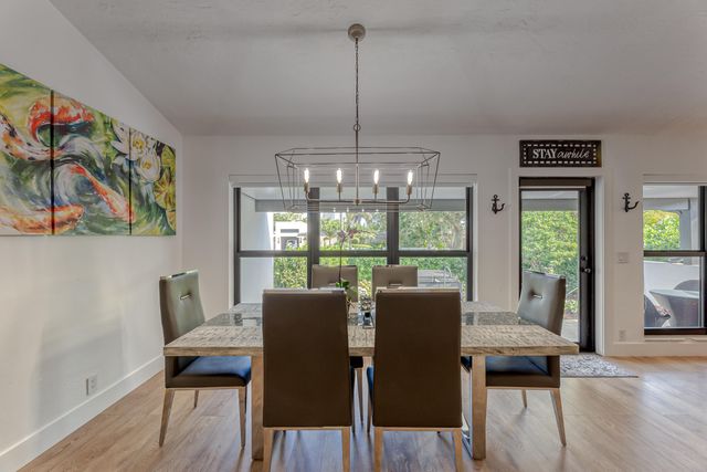 2009 SE 24 Avenue, Fort Lauderdale, FL 33316