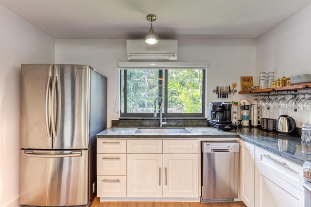 2009 SE 24 Avenue, Fort Lauderdale, FL 33316