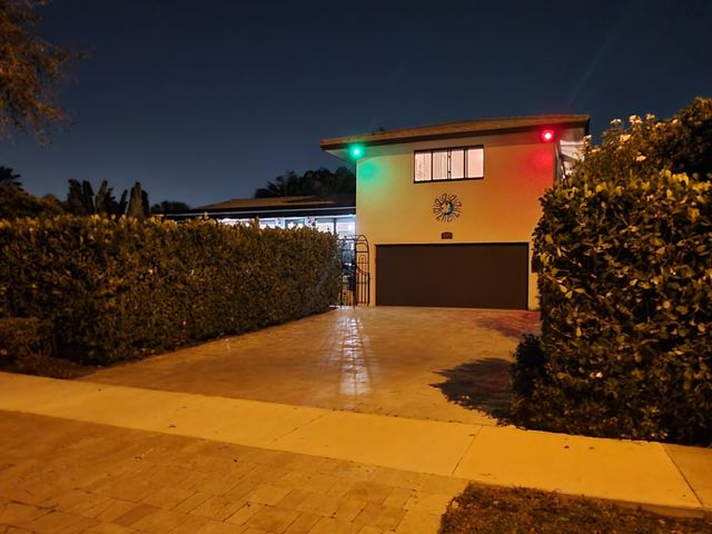 2009 SE 24 Avenue, Fort Lauderdale, FL 33316
