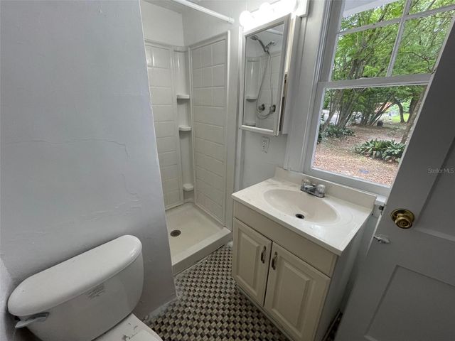2635 W UNIVERSITY AVENUE, Gainesville, FL 32607