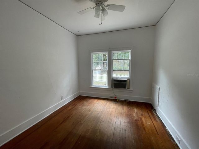 2635 W UNIVERSITY AVENUE, Gainesville, FL 32607