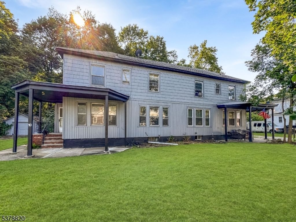 8 Fowler St, Franklin Boro, NJ 07416