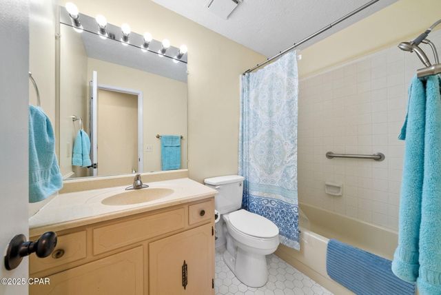 5544 Lakewood Circle, Panama City, FL 32404