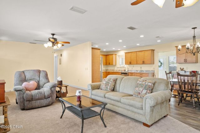 5544 Lakewood Circle, Panama City, FL 32404