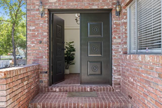 143 N Lincoln Ave, Manteca, CA 95336