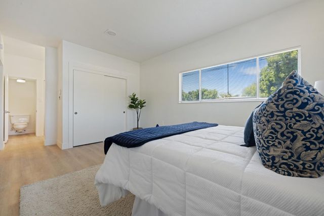 143 N Lincoln Ave, Manteca, CA 95336