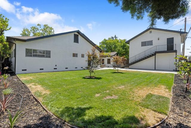 143 N Lincoln Ave, Manteca, CA 95336