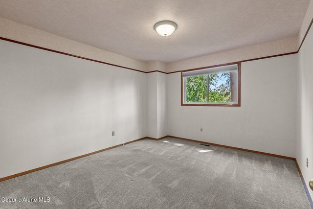 2916 E HARRISON AVE, Coeur D'alene, ID 83814