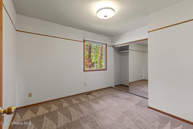 2916 E HARRISON AVE, Coeur D'alene, ID 83814