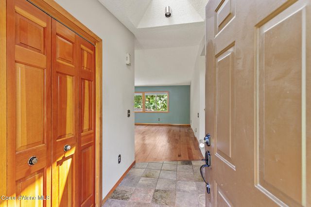 2916 E HARRISON AVE, Coeur D'alene, ID 83814