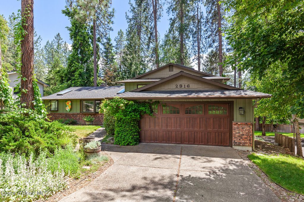 2916 E HARRISON AVE, Coeur D'alene, ID 83814