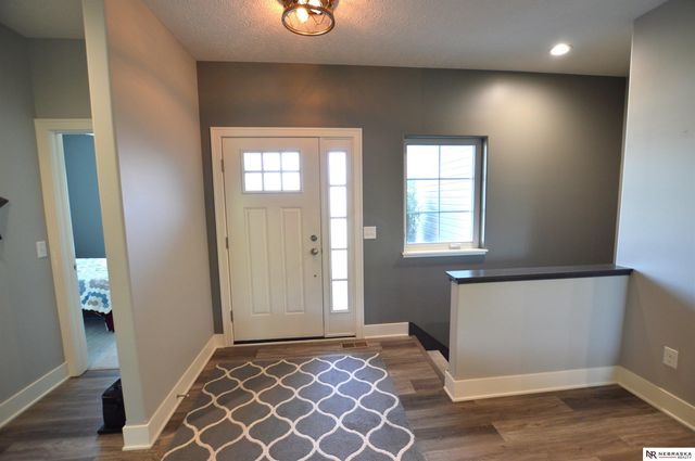 1304 Olivia Drive, Eagle, NE 68347