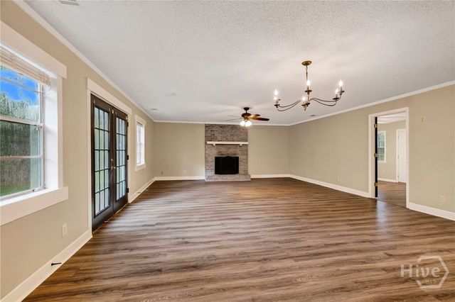 20 Vernonburg Road, Savannah, GA 31419