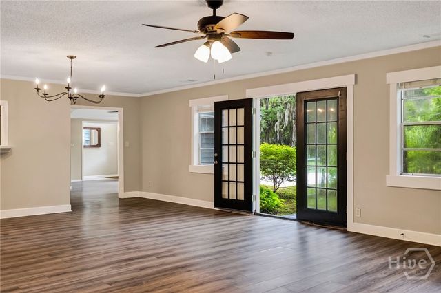 20 Vernonburg Road, Savannah, GA 31419