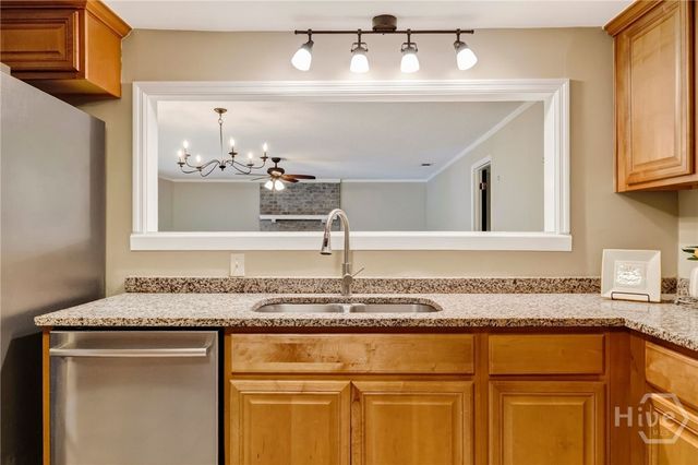 20 Vernonburg Road, Savannah, GA 31419