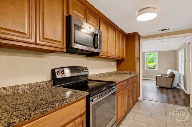 20 Vernonburg Road, Savannah, GA 31419