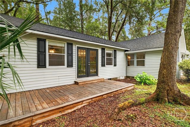 20 Vernonburg Road, Savannah, GA 31419