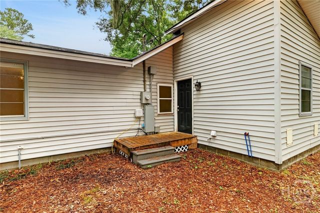 20 Vernonburg Road, Savannah, GA 31419