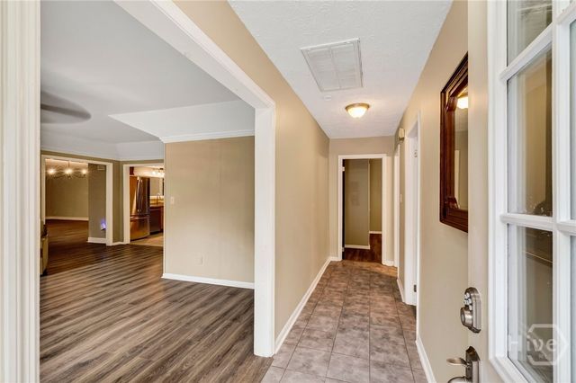 20 Vernonburg Road, Savannah, GA 31419
