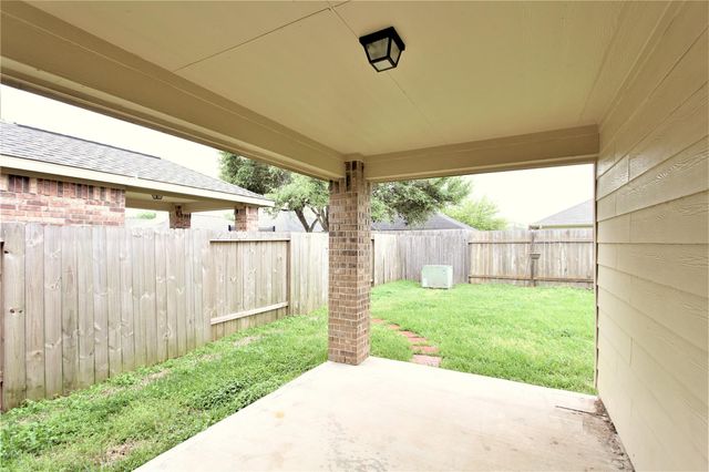 1203 Pecos Pass Drive, Richmond, TX 77406