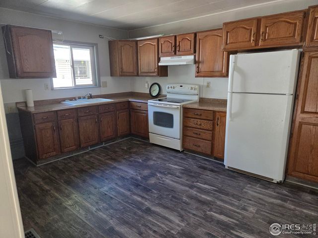407 Carson St, Brush, CO 80723