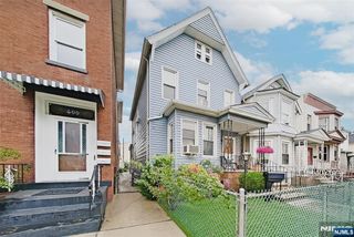 402 Davis Avenue, Harrison, NJ 07029