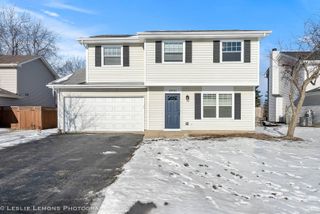 2970 MIDDLEBURY Court W, Aurora, IL 60504