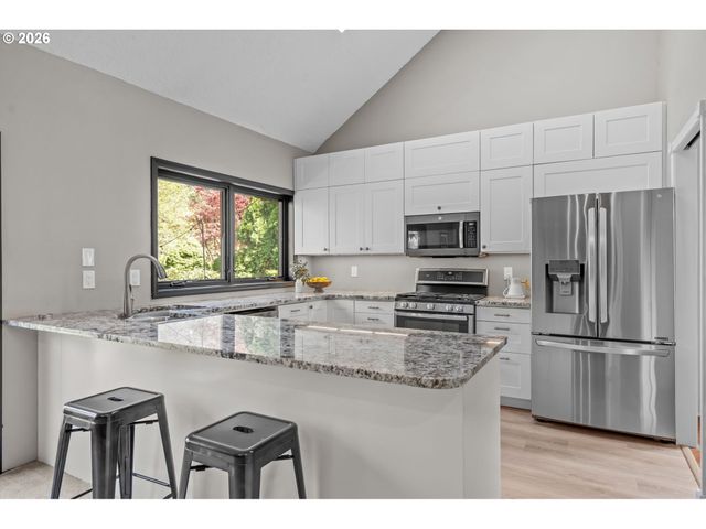 3373 LAVINA Dr, Forest Grove, OR 97116