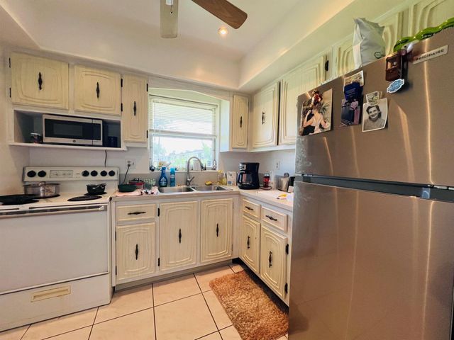 2744 Emory Drive E E, West Palm Beach, FL 33415