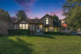 1411 E 153rd Terrace, Olathe, KS 66062