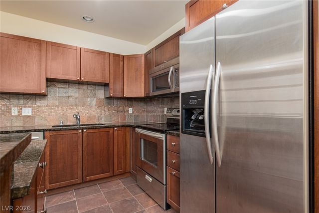 2405 West Serene Avenue 522, Las Vegas, NV 89123