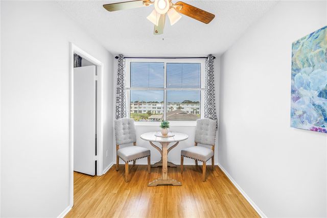 4720 LOCUST STREET NE 318, St Petersburg, FL 33703