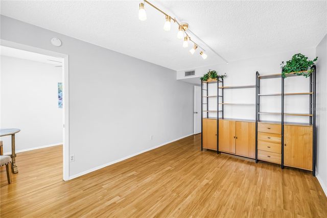 4720 LOCUST STREET NE 318, St Petersburg, FL 33703