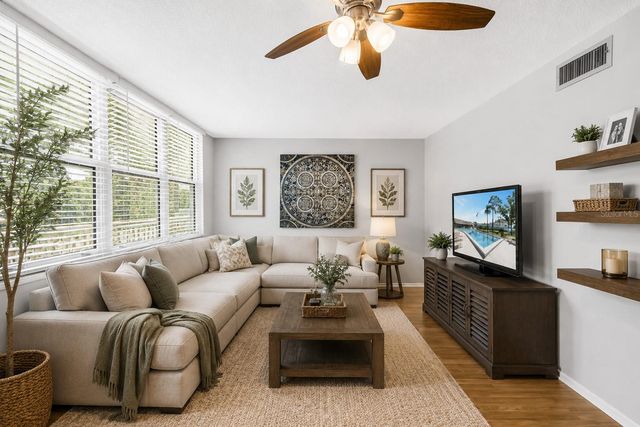 4720 LOCUST STREET NE 318, St Petersburg, FL 33703