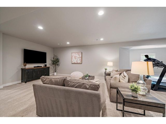 3236 Offbeaten Pl, Castle Rock, CO 80108