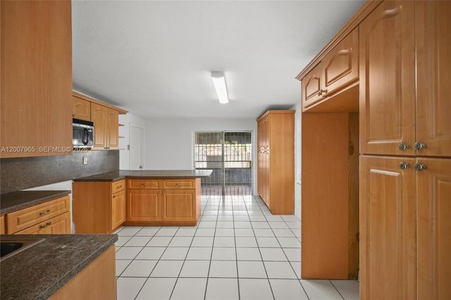 3720 NW 20th Ct 0, Miami, FL 33142