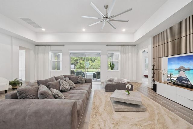 5897 SIERRA CROWN STREET, Mount Dora, FL 32757