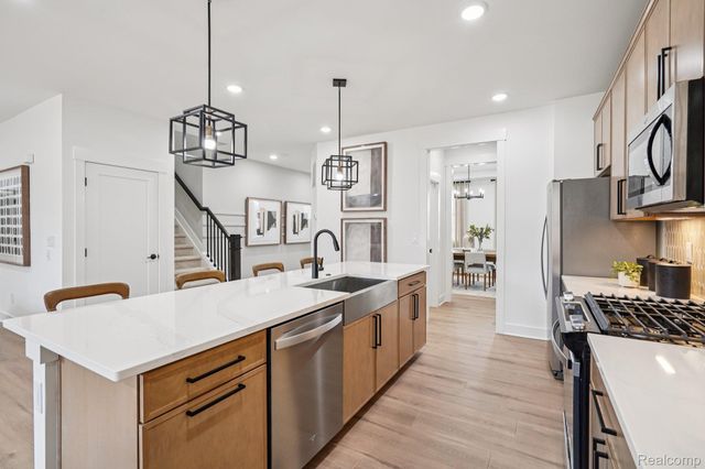 2781 E Theodore Street, Wixom, MI 48393