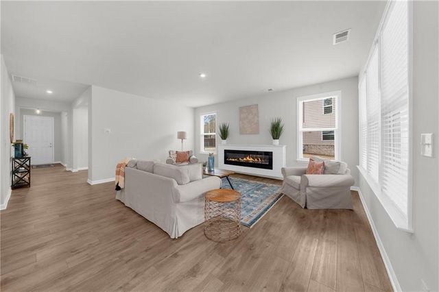 6451 Crest Brook Way, Buford, GA 30518