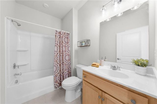 6451 Crest Brook Way, Buford, GA 30518