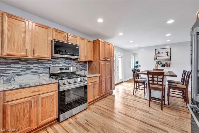 9753 Prospect Road, Strongsville, OH 44149