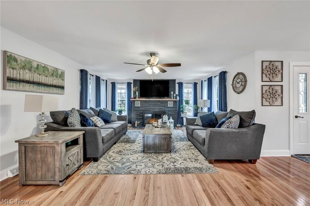 9753 Prospect Road, Strongsville, OH 44149