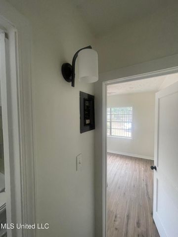 2157 Ludlow Avenue, Jackson, MS 39213