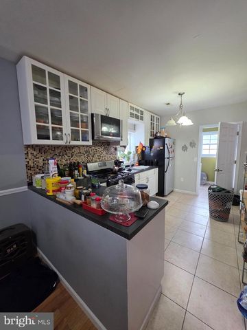 25 COLUMBIA AVE, Trenton, NJ 08618