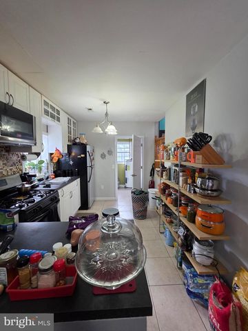 25 COLUMBIA AVE, Trenton, NJ 08618