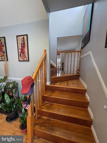 25 COLUMBIA AVE, Trenton, NJ 08618